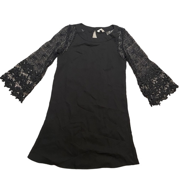 TANIB BLACK DRESS WITH FLORAL LACE CUT OUT SLEEVES SIZE SMALL - Picture 1 of 6